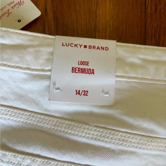 Lucky Brand Loose Bermuda shorts. - Picture 3 of 7